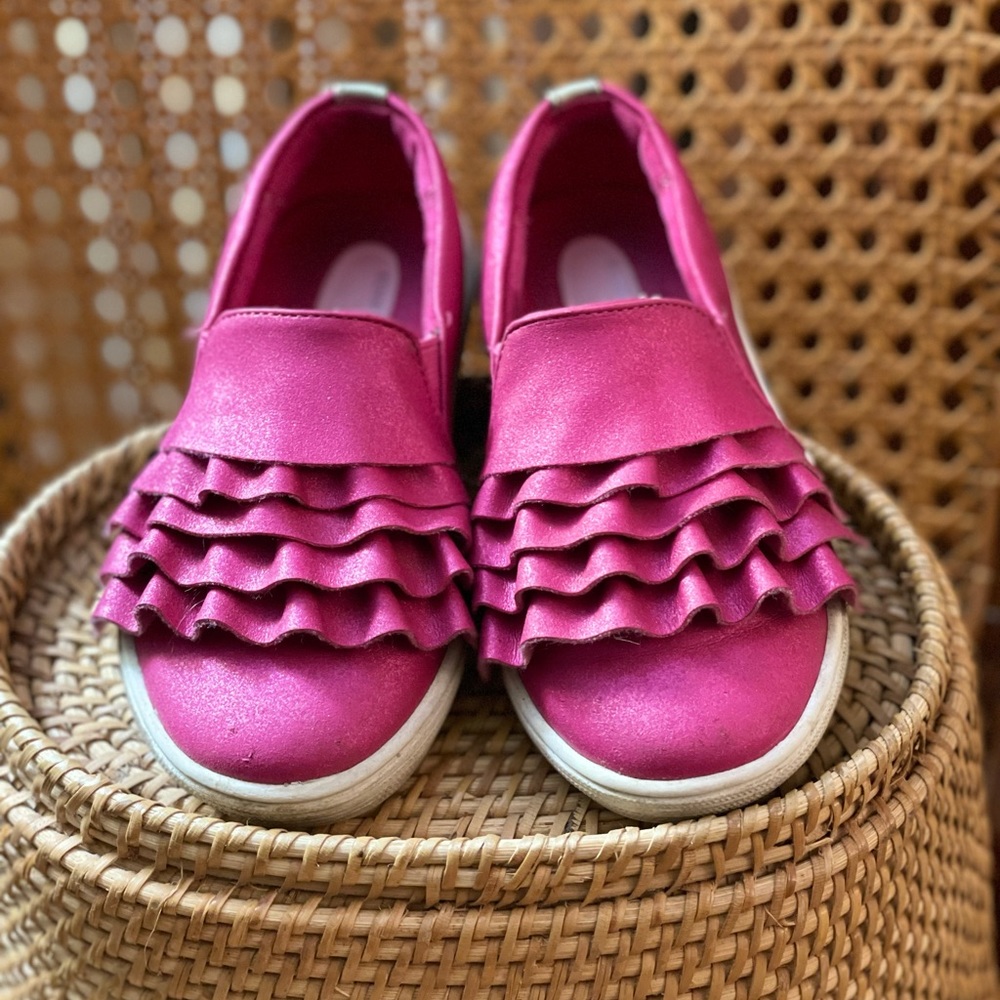 💕Kenneth Cole Pink/Fuchsia Ruffle Shoes- Toddler 9💕